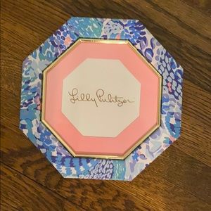 a lily pulitzer picture frame